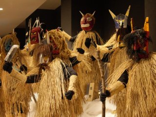 When Namahage visit homes during new years they are offered mochi, sake, and other treats to persuade them not to take the bad children in the household.
