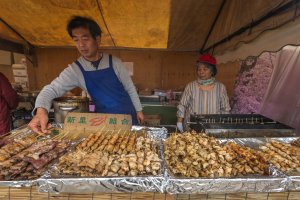 Vendors selling all sorts of typical festival foods are present at the Kawazu festival. Yakitori and various other shish-ka-bob meats are not to be missed!