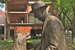 The legendary loyal Akita is finally reunited with his Master, Professor&nbsp;Hidesaburo Ueno,&nbsp;at the Department of Agriculture inside the University of Tokyo. Unveiled March 9, 2015.