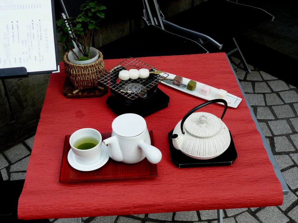 If you want something traditional, try Japanese sweets with green tea