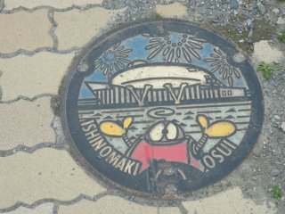The Mangattan Museum in Ishinomaki is such a treasure that it even has a manhole cover paying tribute to it.