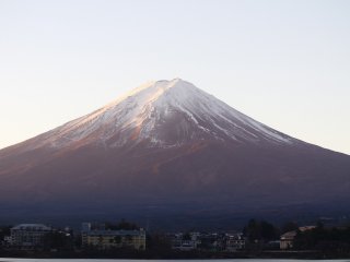 morning view of Fuji-san from the other side of the lake