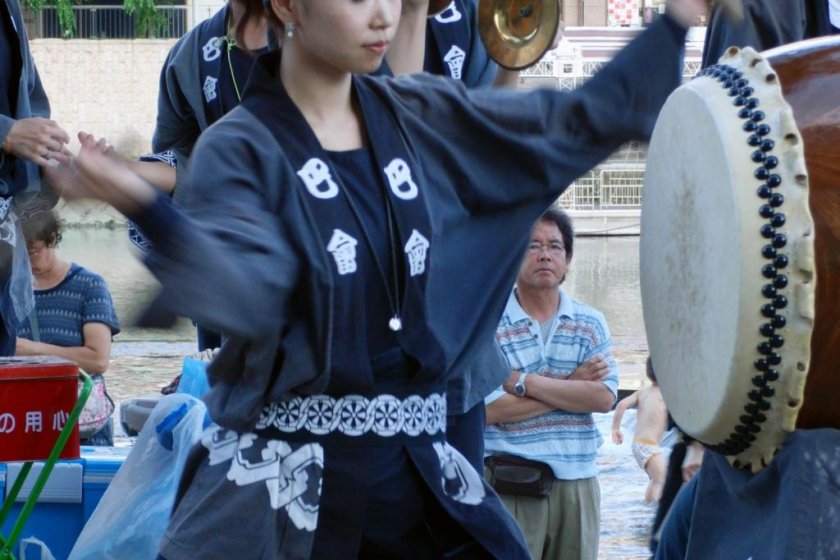 Taiko and cymbals in the streets