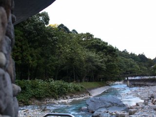 A panoramic view of the Shima river from Kawara no Yu