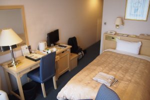 As I was traveling alone, I got the single standard room. It was compact, but functional with a luxurious touch.