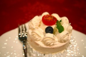 Sicilian Rouge Shortcake: An interesting use of tomato in a dessert, in combination with sweet sponge cake and fresh cream.