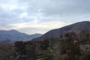The hotel stands on the Sengokuhara plateau and is surrounded by mountains,.