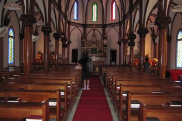 <p>Inside Aosagaura Church, seen from the entrance</p>