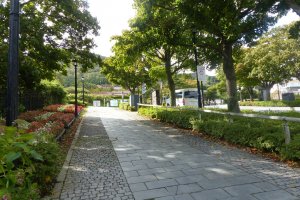 ทางเดินในย่านโมโตมาจิ