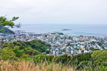 <p>Zushi Bay, (Sagami Bay) as seen from the peak of Mount Sengen</p>