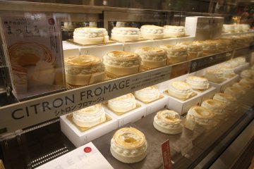 <p>Fromage!!</p>