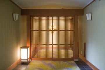 <p>Entrance to the biggest and fanciest room of the hotel, part of the Saikyotei</p>