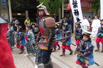 <p>The costumes are really amazing to look at, but you don&#39;t get long before they&#39;ve passed by!</p>