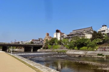 <p>แม่น้ำคะโมะ เกียวโต</p>