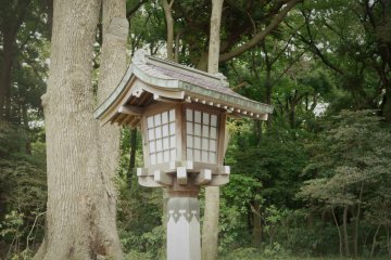 <p>One of the lanterns surrounding the shrine.</p>