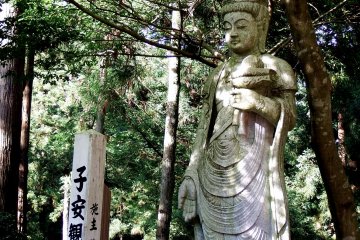 <p>Statue of goddess of mercy for children on the grounds of Daian-zenji Temple</p>