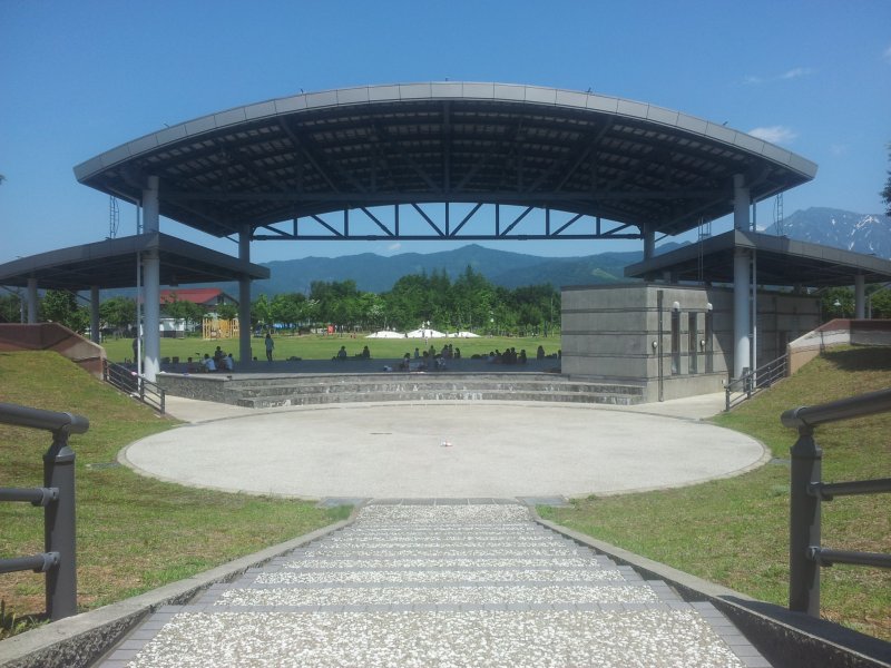 <p>The stage and performance area with its shade-giving roof</p>
