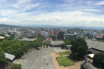 <p>A view from Kumamoto&nbsp;Castle looking&nbsp;towards Kumamoto City</p>