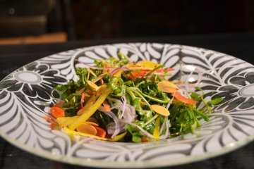 <p>Delicious greens that gives a whiff of summer with its beautiful mix of colours.</p>