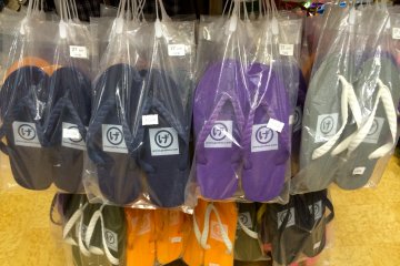 <p>Flip-flops in a bag. A great souvenir you can only find in Hayama!</p>
