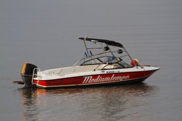 <p>The Mediumtempo&nbsp;boat; inquire about water sports at Kaoi downstairs</p>