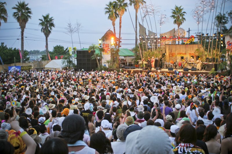 <p>Home Grown is one of the many top acts of Japanese reggae featured at Sunset Live</p>
