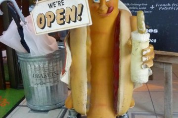Hot Dog! Nagoya's Saucisses store sign.