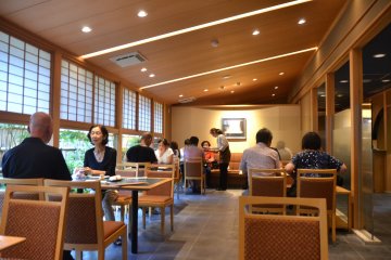 <p>Interior of&nbsp;Unagiya Hirokawa</p>
