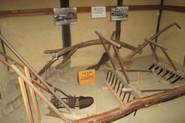 <p>Farm tools from the Edo period</p>