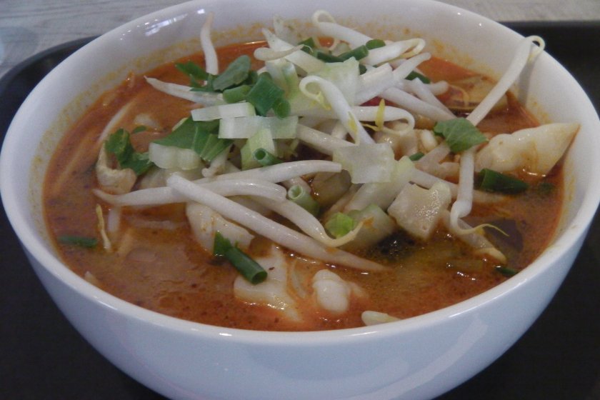 A delicious bowl of tom yum