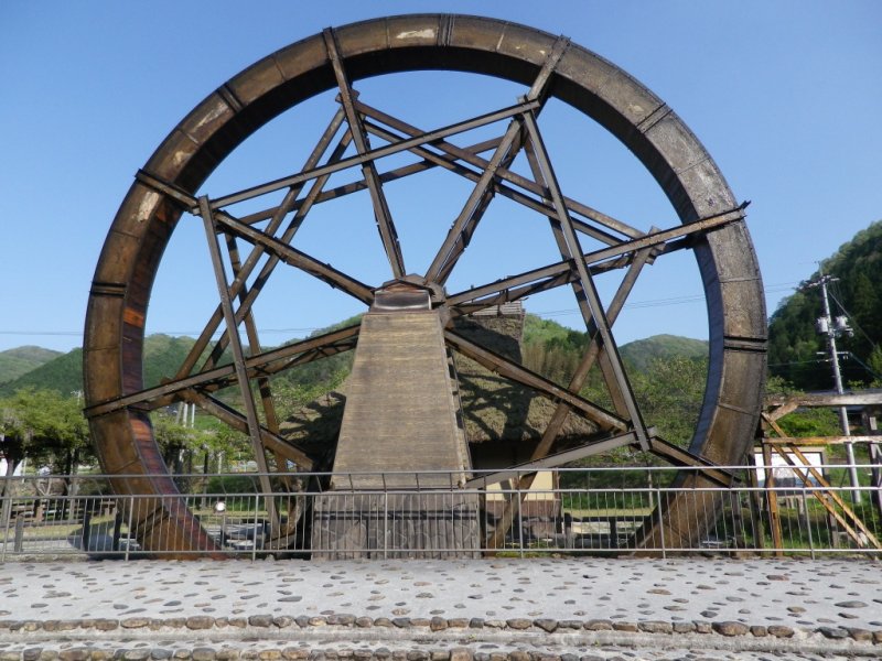 The largest waterwheel in Japan, Niimi City