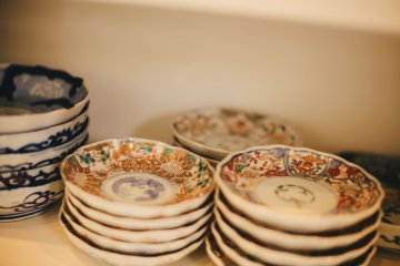 <p>Antique Plates are a delightful discovery just moments from Tokyo Skytree Tower.</p>