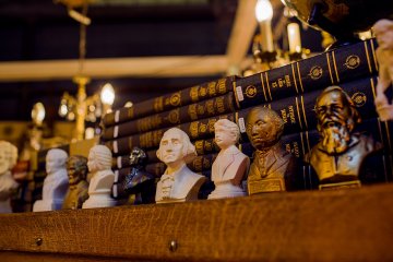 <p>Can you name who all these busts belong to?</p>