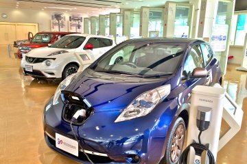 <p>Three of the four Nissan models manufactured at the Oppama plant are showcased in the Guest Hall</p>