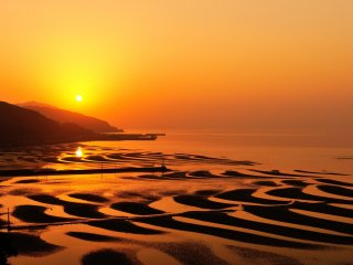 I dreamed of coming to see this sunset view of the mud flats on Okoshiki Beach
