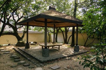 <p>Pavillion where people can relax and enjoy their surroundings.&nbsp;</p>