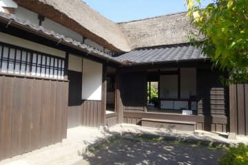 <p>Courtyard of the Shimada House</p>