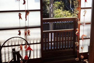 <p>Upstairs at the Izumiya. Be sure to stop in for coffee or a light lunch. While there, watch the locals weave and pick up some souvenirs.</p>