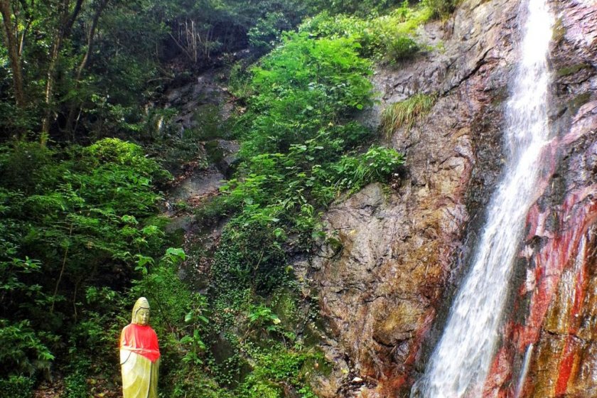 Kasen Waterfall in Imabari
