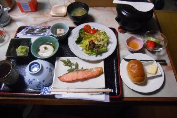 <p>The breakfast in the Minshuku Yamamoto</p>