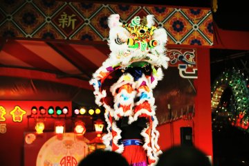 Танец китайского льва