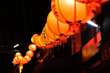 Following the rows of lanterns to make a pilgrimage