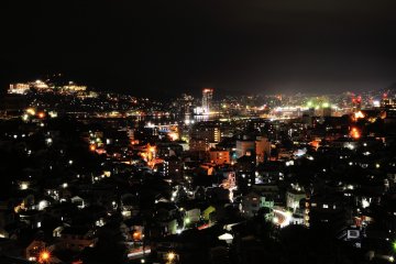 <p>My first glimpse at the view from one of the locals&#39; recommended places,&nbsp;Izumo&nbsp;Park.</p>