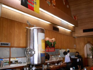 Draft beer is on offer too, which goes very well with the meat dishes.