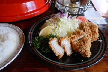 <p>The pork cutlet is really delicious here; I would even say outstanding.</p>