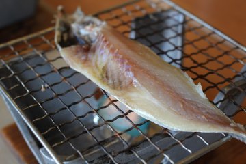 <p>Grilling seafood for breakfast</p>
