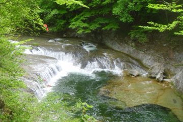 <p>Sudare falls, a smaller cousin of Otaki, can be seen at the gardens</p>