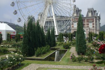 <p>There is even a replica of the&nbsp;Riesenrad, which is a famous ferris wheel in Vienna.</p>