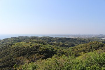 <p>Вид на мыс Футсу и Токийский залив</p>