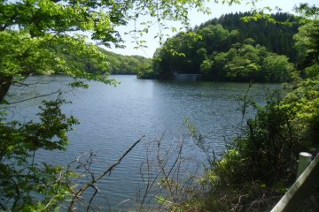 ทะเลสาบ Gassan และ Saikachi